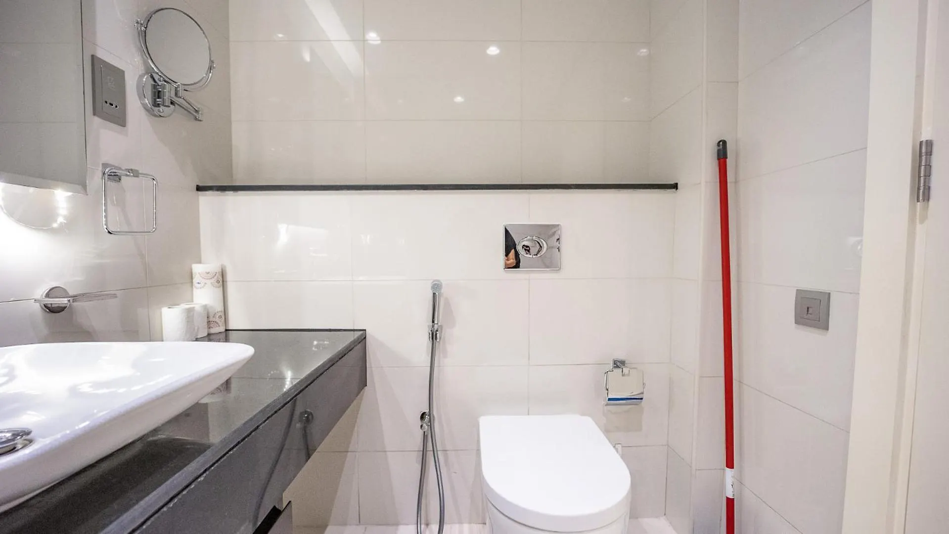 Luxurious Studio In Business Bay By Tanami Holiday Homes Dubai Apartment